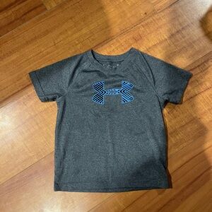 Under Armour short sleeve shirt